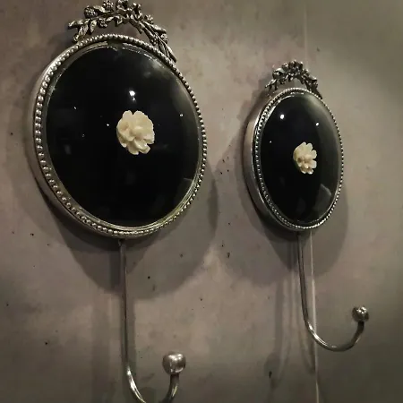 Forvm Bijoux 4*