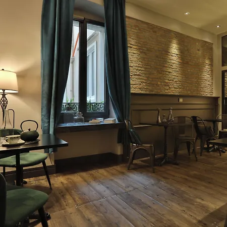 Forvm Bijoux 招待所